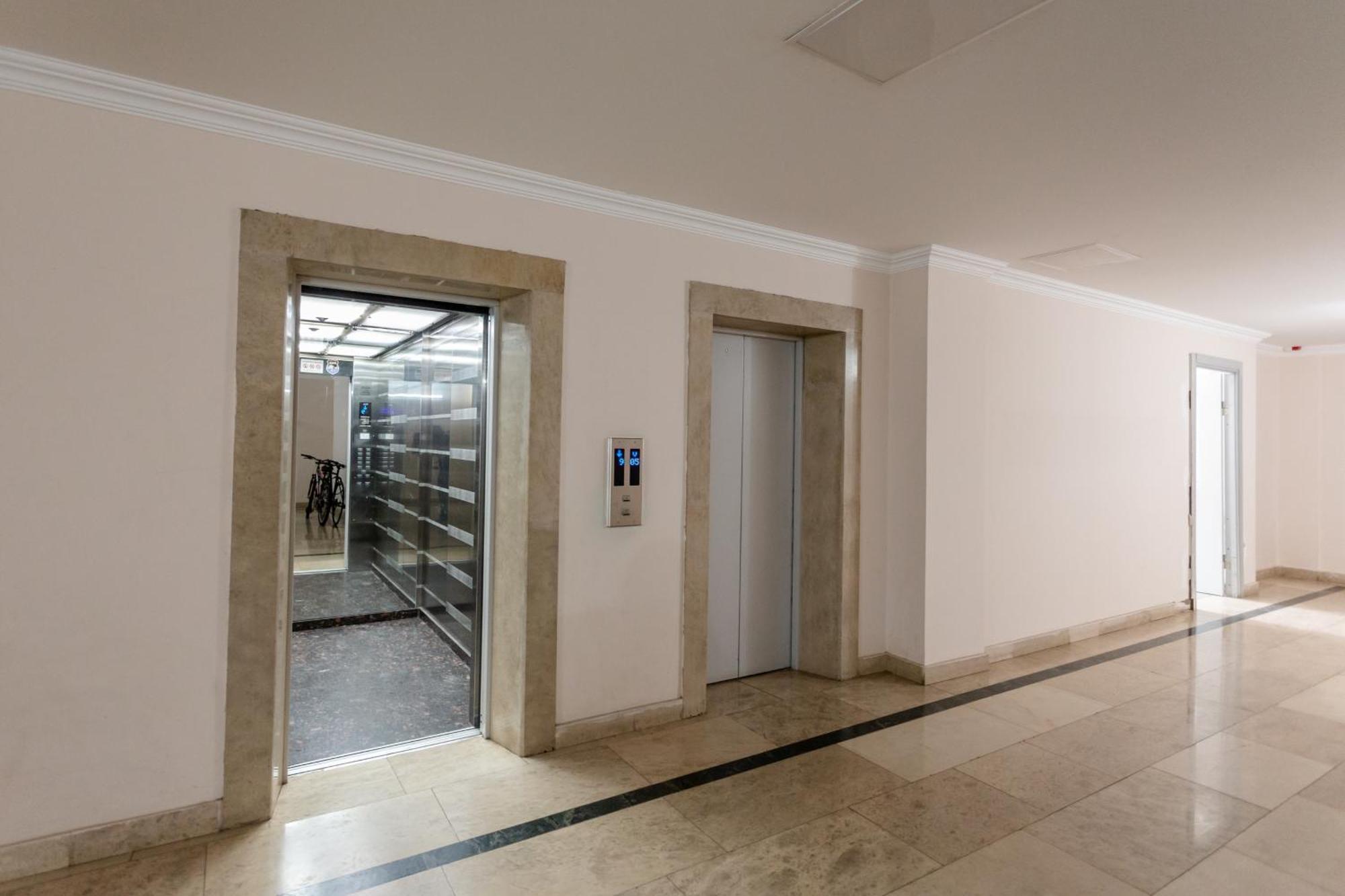 Serviced Apartment On Rustaveli Avenue 9 트빌리시 외부 사진