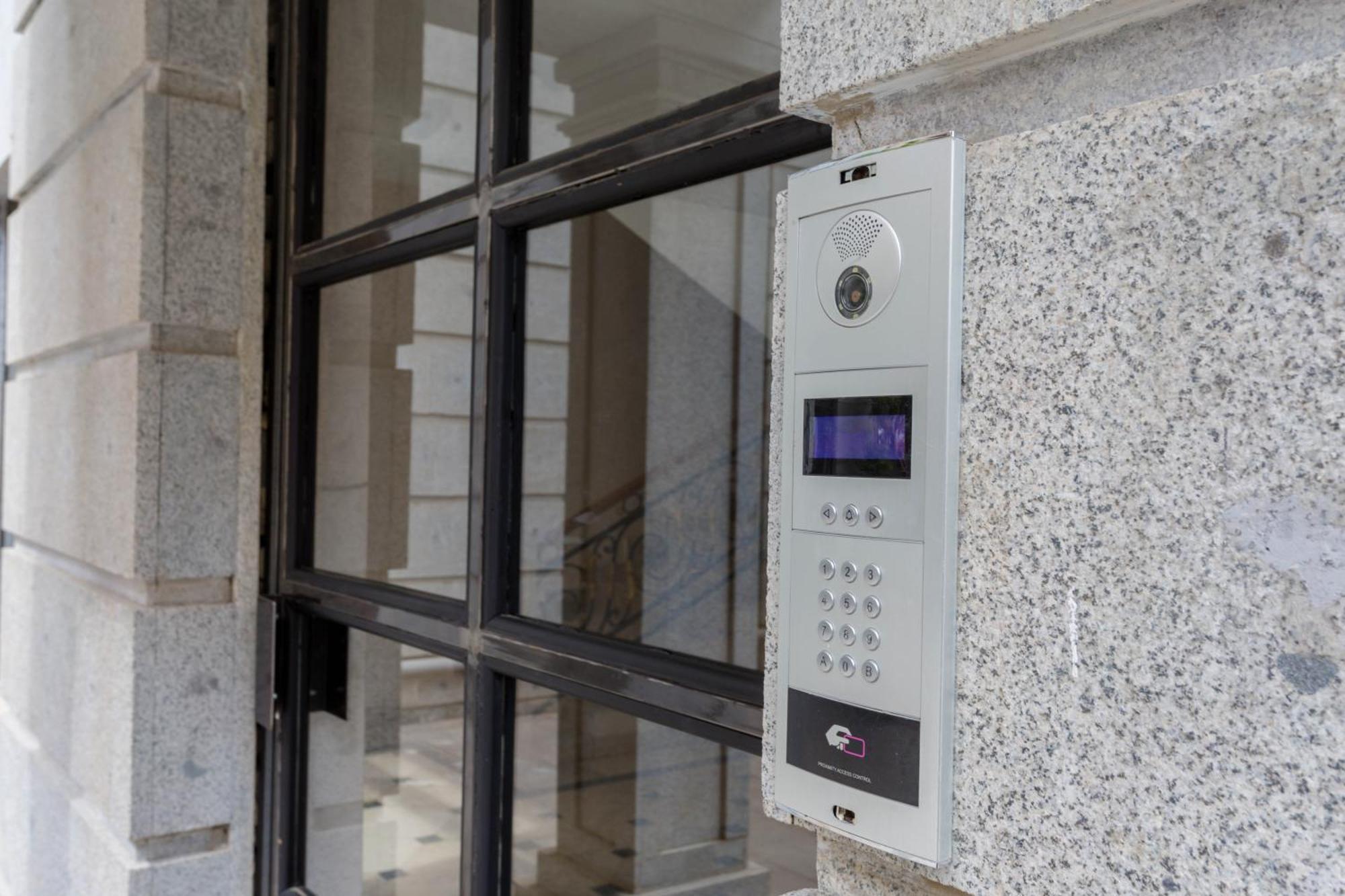 Serviced Apartment On Rustaveli Avenue 9 트빌리시 외부 사진